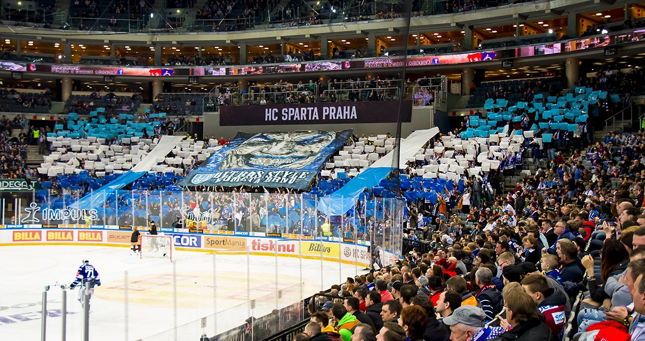 комета спарта. трибуны гонки. хоккей мартин шпаньгел спарта прага 2006. Ultras хоккей. комета спарта.